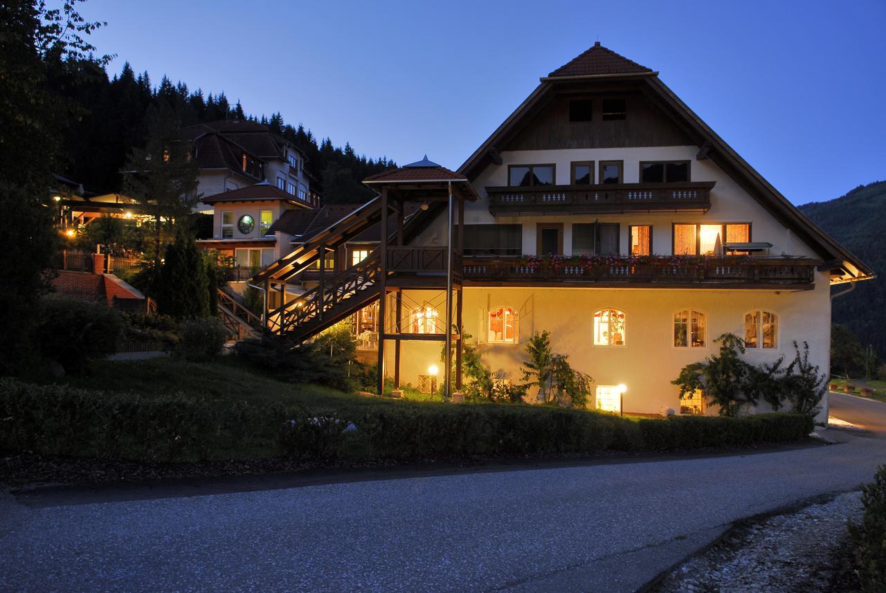Gesundheitsresort Agathenhof Micheldorf  Екстер'єр фото